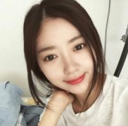 <b>我和上司是对门邻居 相处久了我竟爱上了这个已婚男上司</b>